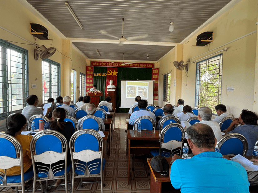Ban Quản lý Dự án lúa Hội Nông dân tỉnh tập huấn về kỹ thuật sử dụng rơm rạ hiệu quả