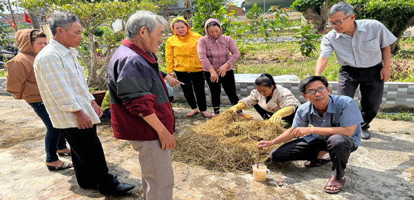 <b>150 cán bộ, hội viên nông dân Khánh Hòa tham gia hội thảo xử lý rác thải</b>
