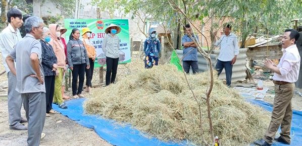 Hội Nông dân tỉnh Lâm Đồng tập huấn cho người dân xử lý rác thải, giảm phát thải khí nhà kính